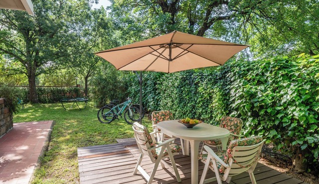 Apartment 'La Romea Altopascio' with Private Garden, Wi-Fi and Air Conditioning in Altopascio