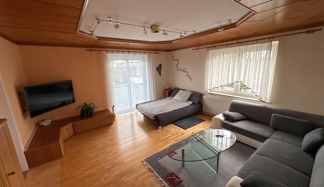 Apartment 'Schöne Ferienwohnung Im Murtal' with Mountain View, Private Terrace and Wi-Fi in Spielberg