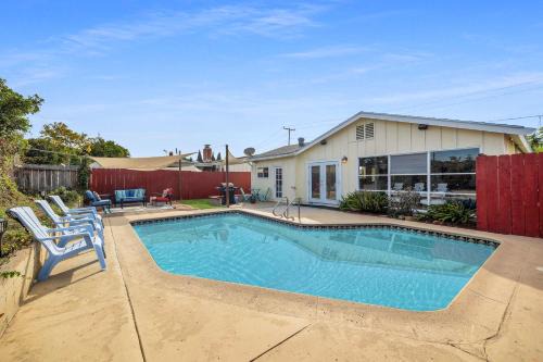 Backyard Oasis with Pool and 15 Min to Everything in San Diego