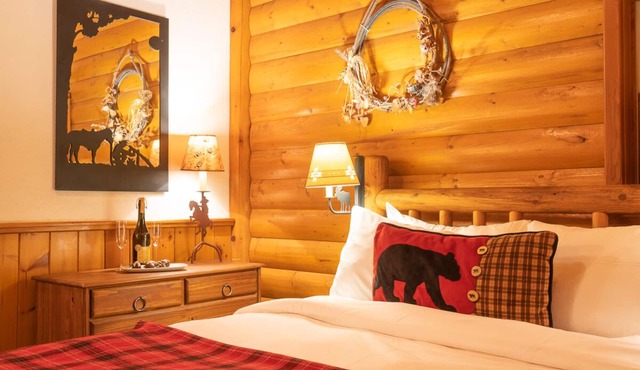 Baker Creek | Superior One Bedroom Suite in Lake Louise