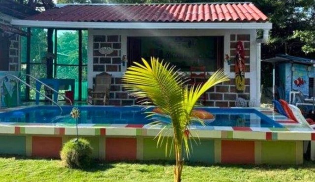 Beach house with pool in Las Peñitas