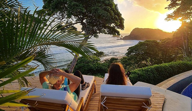 BEACHFRONT INFINITY POOL – DIRECT PRIVATE BEACH ACCESS – FOREST & TROPIC GARDENS in San Juan del Sur