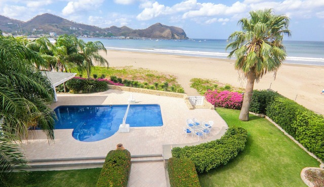BEACHFRONT Luxury Villa 20,000 Square Feet Ocean Front Housekeeper & Guards in San Juan del Sur