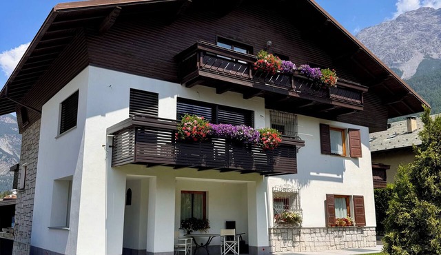BEAUTIFUL ATTIC ROOM WITH A VIEW OF THE SKI SLOPES in BORMIO