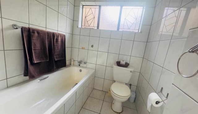 Busa House Self Catering Guest house in White River
