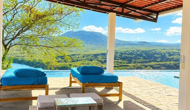 Calalas Lodge in Nindirí