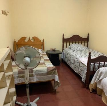 Casa Cisneros Bed & Breakfast in León