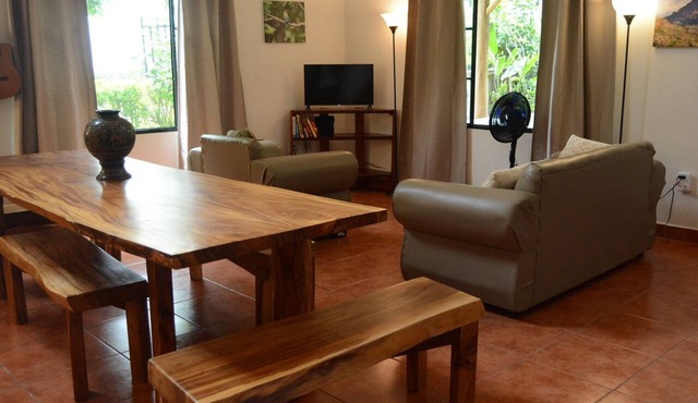 Casa Girasol Hospedaje y Tours in San Lorenzo