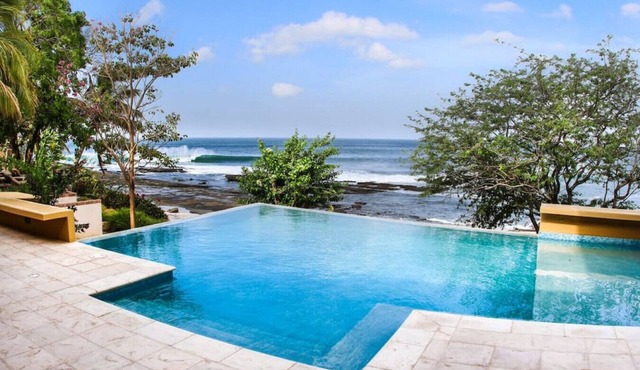 Casa Rock · Casa Rock, Beachfront Villa in Rancho Santana in Rancho Santana