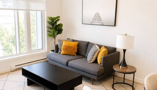 Central 1BR Condo in Sidney | Near Airport & Shops in Sidney