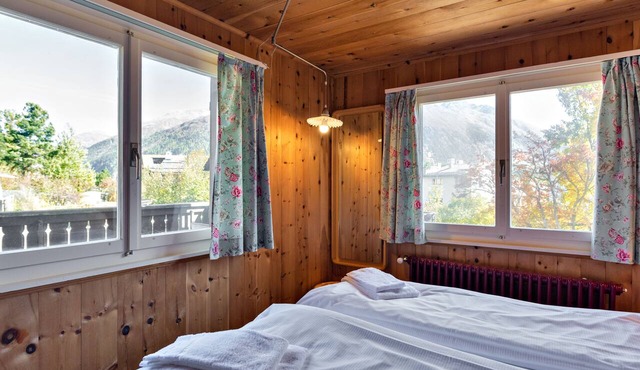 Chalet Speciale - Hostel in Celerina-Schlarigna