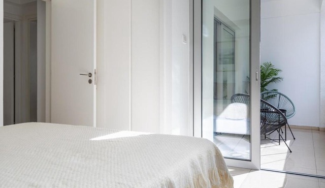 Classy 2BR Central Café Suite Strovolos in Strovolos