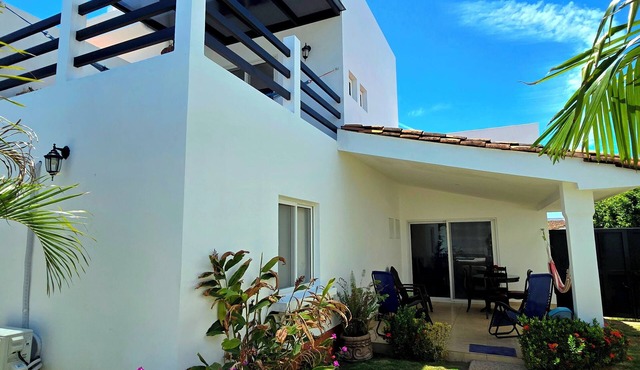 Colonial Charm in Granada With private pool Near to City's Heart Family Friendly in Granada