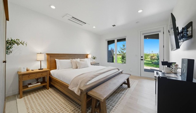 Concetta`s Suite - Private 10 Acre Vineyard in Walla Walla