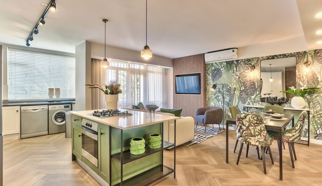 Contemporary 1 Bedroom Apartment in Gardens, with parking & WiFi in Kapstadt