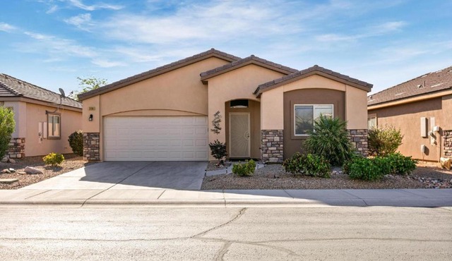 Desert Haven Mountain View Home by J and Amy BL91136 in Mesquite