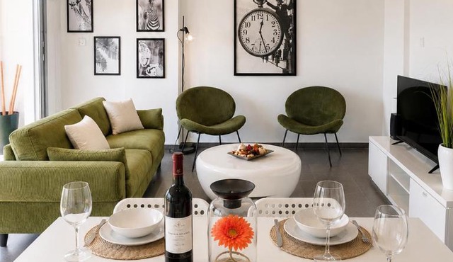 Dezo Luxury town Apartment