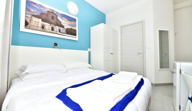 Double room with private bathroom in San Lazzaro di Savena