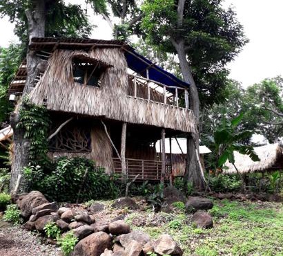 El Bamboo Cabins in Balgue
