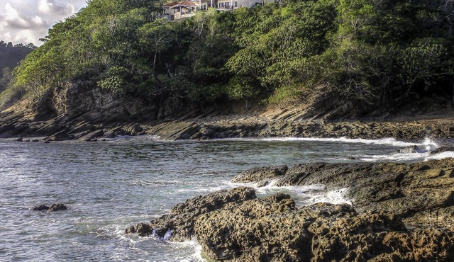 Enchanted Monkey House with Breathtaking Ocean Views in San Juan del Sur