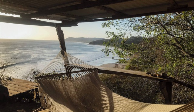 Enchanting cabin with amazing beach views in Gigante, Tola in San Juan del Sur