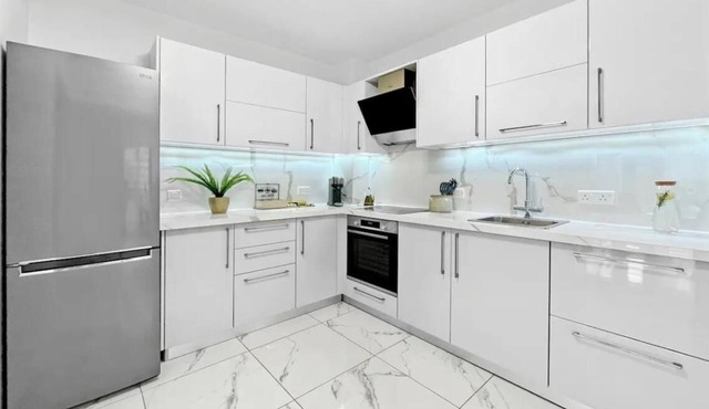 Encino ® - luxury seaside suite in Larnaca
