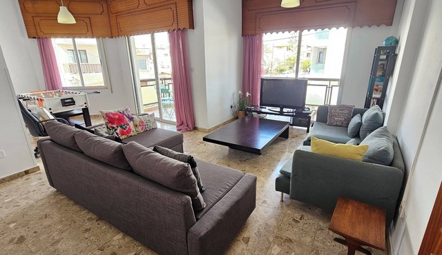 Family Nest In The Heart of Limassol in Limassol