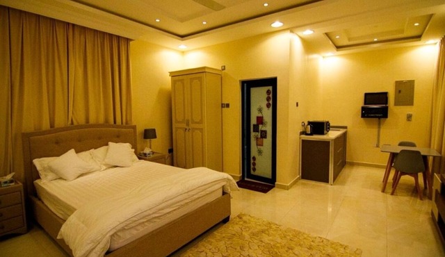 For those looking for family privacy and tranquility away from noise of city. . in الحمراء