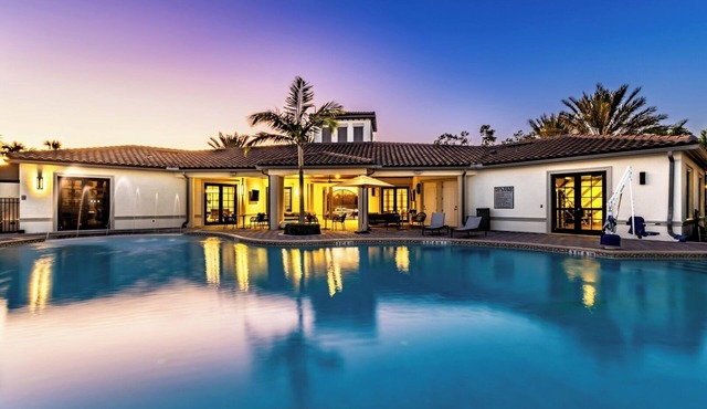 Fort Myers 2BR Condo | Pool + BBQ + Gym in Fort Myers
