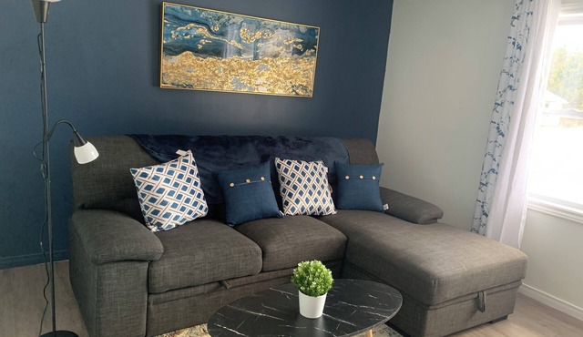 fully furnished 2 bedrooms house in Coldbrook