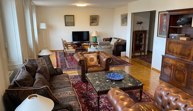 Geneve-Centre, Lake view, Splendid and large apartment. in Genève