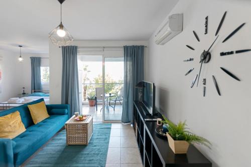 Glabur Stays - The Cozy Atelier - Nicosia City, Free Parking & Wifi, Welcomes You!