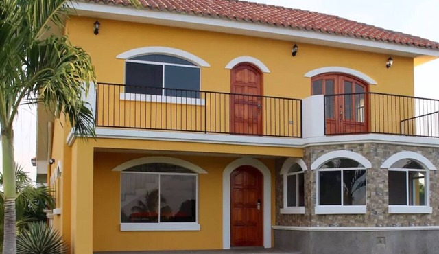 Golf and Ocean View Resort Home in Managua