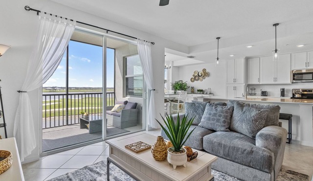 Golf Getaway: Luxury Living in Ave Maria