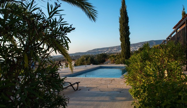 Hermes Villa (Private pool and seaview) in Peyia