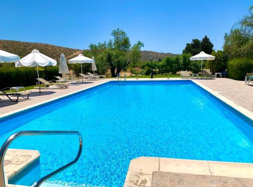 Himonas Apartments in Pissouri