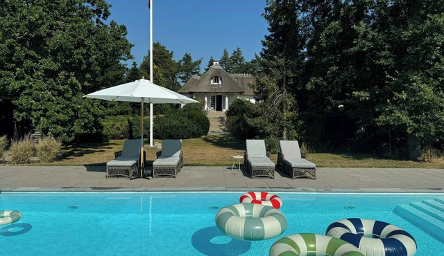Historic beach villa with pool at Marielyst in Væggerløse