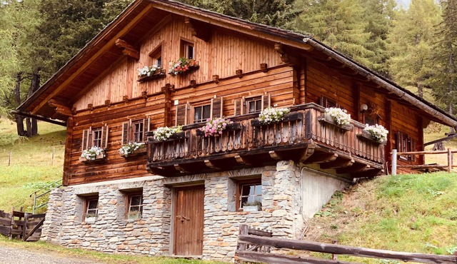 Holiday home Almhütte "Gipper" in Heiligenblut am Großglockner