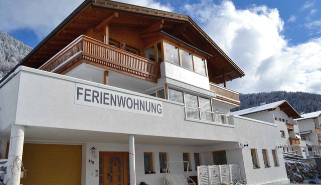 Holiday flat with balcony in Nauders