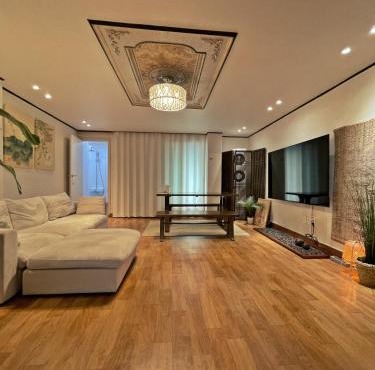 Hongdae 3BR 6 Queen Beds 6 Min Walk in Seoul