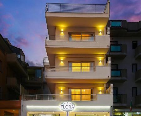 Hotel Flora in Alba Adriatica