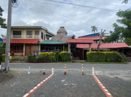 Hotel Restaurante Los Cocos in Santa Cruz