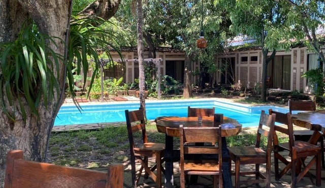 House with pool in the center of Leon in leon