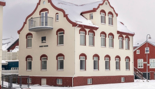 Hrimland Guesthouse DT 2br apt. in Akureyri