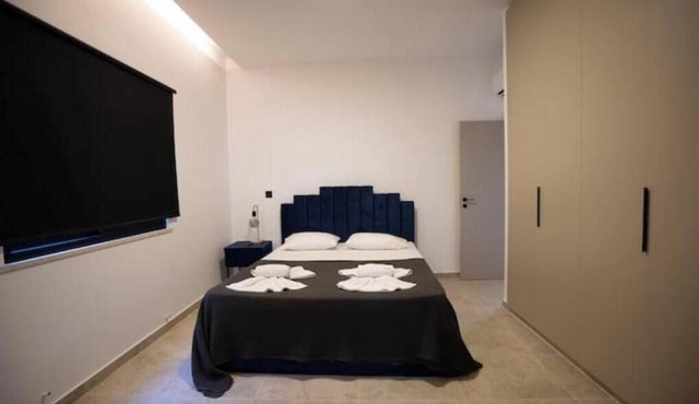 Hubstay | MrP Luxury Villa | Private Pool in Paralimni