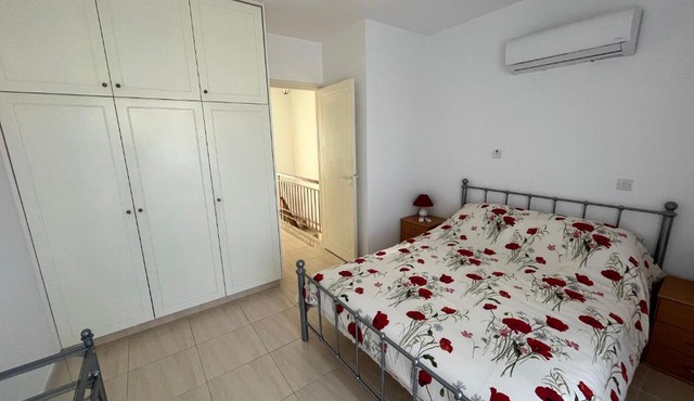 Iris cottage 2-bedroom townhouse