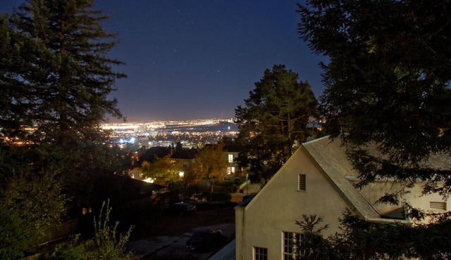 Just blocks from UC, Simons, MSRI, Haas and Goldman Schools with great Bay views in Berkeley