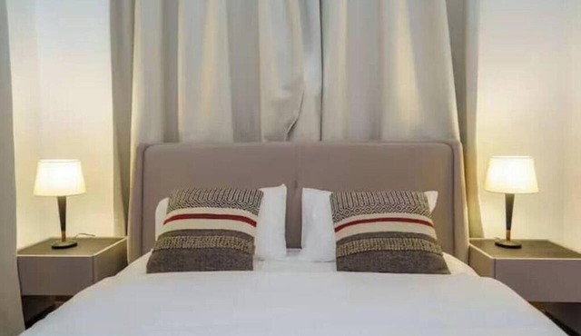 Kalamon Luxury Suite 203 w/Pool and Gym in Livadia