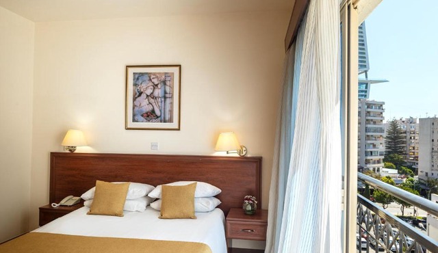 Kapetanios Limassol Hotel in Limassol