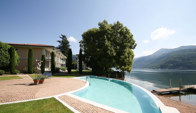 [Lake - Park - Pool] Lakefront 138 in Porto Ceresio